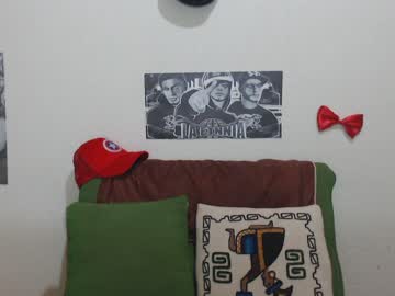 ايلا نوكس تحب نيك طيزها الكبيرة بكل عنف سكس مترجم